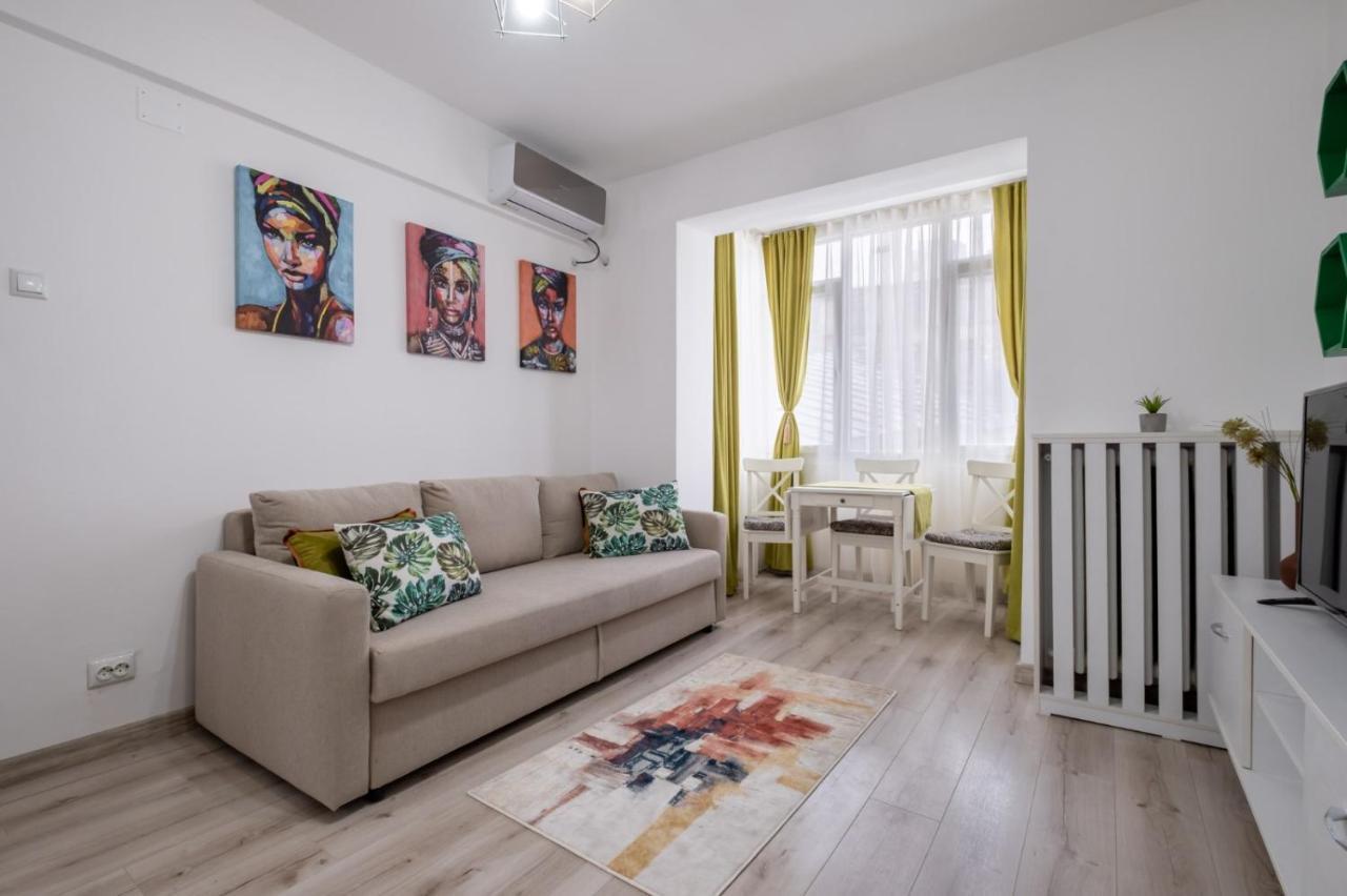 Laroka House Cosy And Modern Apartment Universitate-City Centre Bucharest Exterior photo